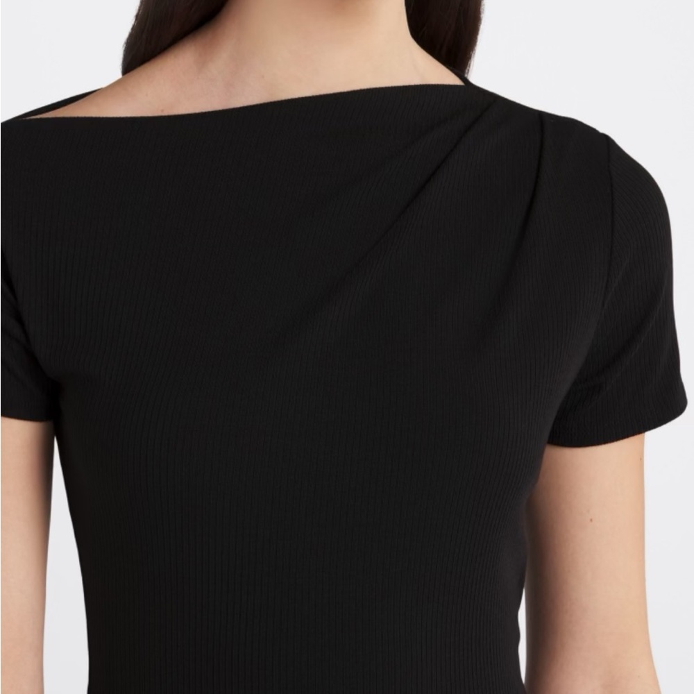 NWT - Gilli Allison Off the Shoulder Knit Top